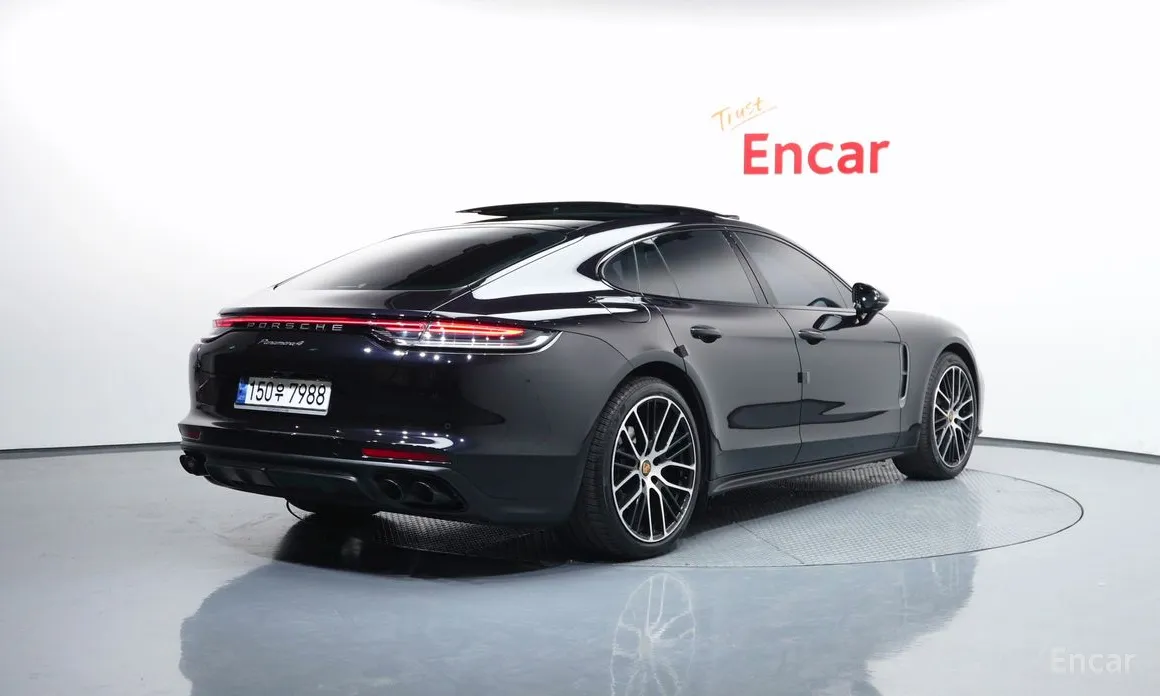 Porsche Panamera 2017 2.9 AWD Platinum Edition
