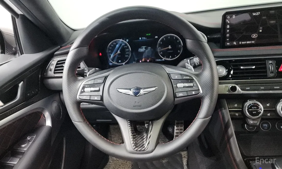 Photo 13 - Genesis G70