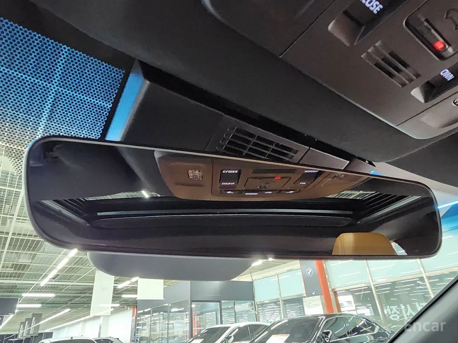 Toyota Camry 2024 2.5 XLE Hybrid