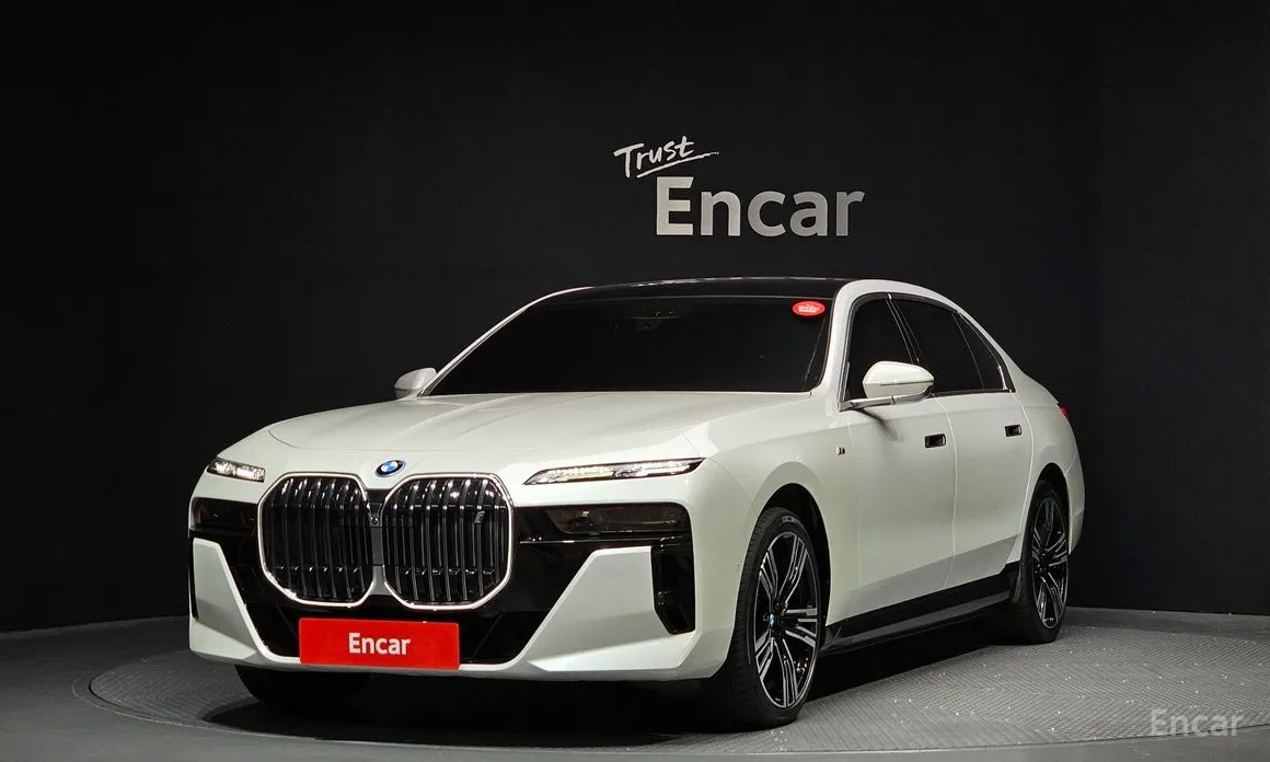 BMW i7 2022 xDrive 60 M sport