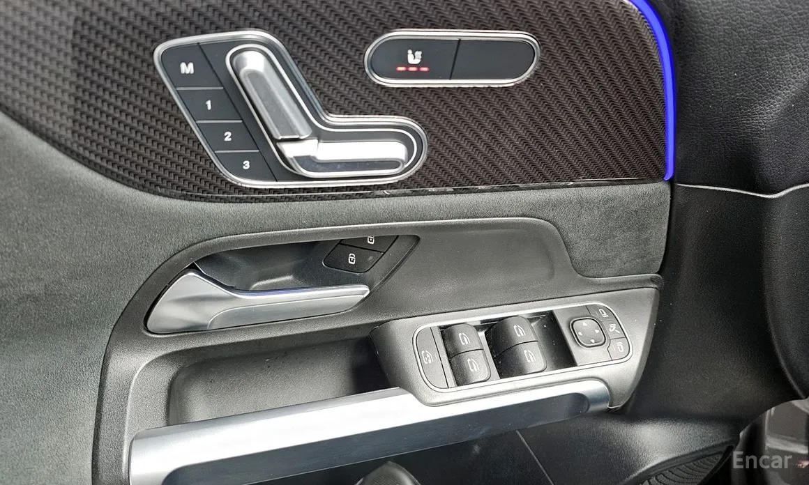 Mercedes-Benz GLB-Class 2020 AMG GLB35 4MATIC