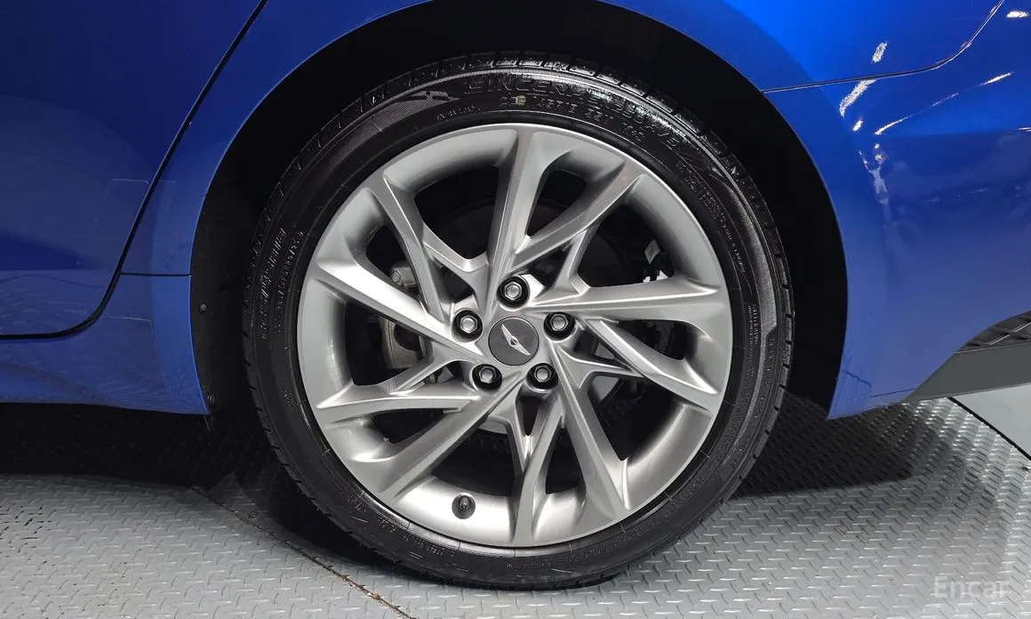 Genesis G70 2020 Gasoline 2.0T 2WD