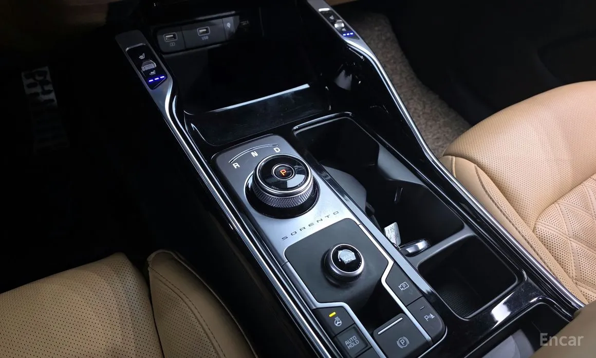 Фото 9 - Kia Sorento