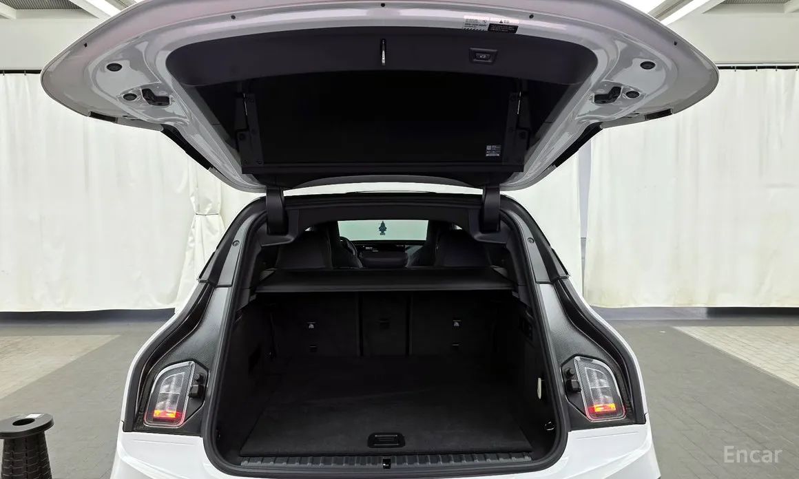 BMW iX 2021 xDrive50 Sports Plus