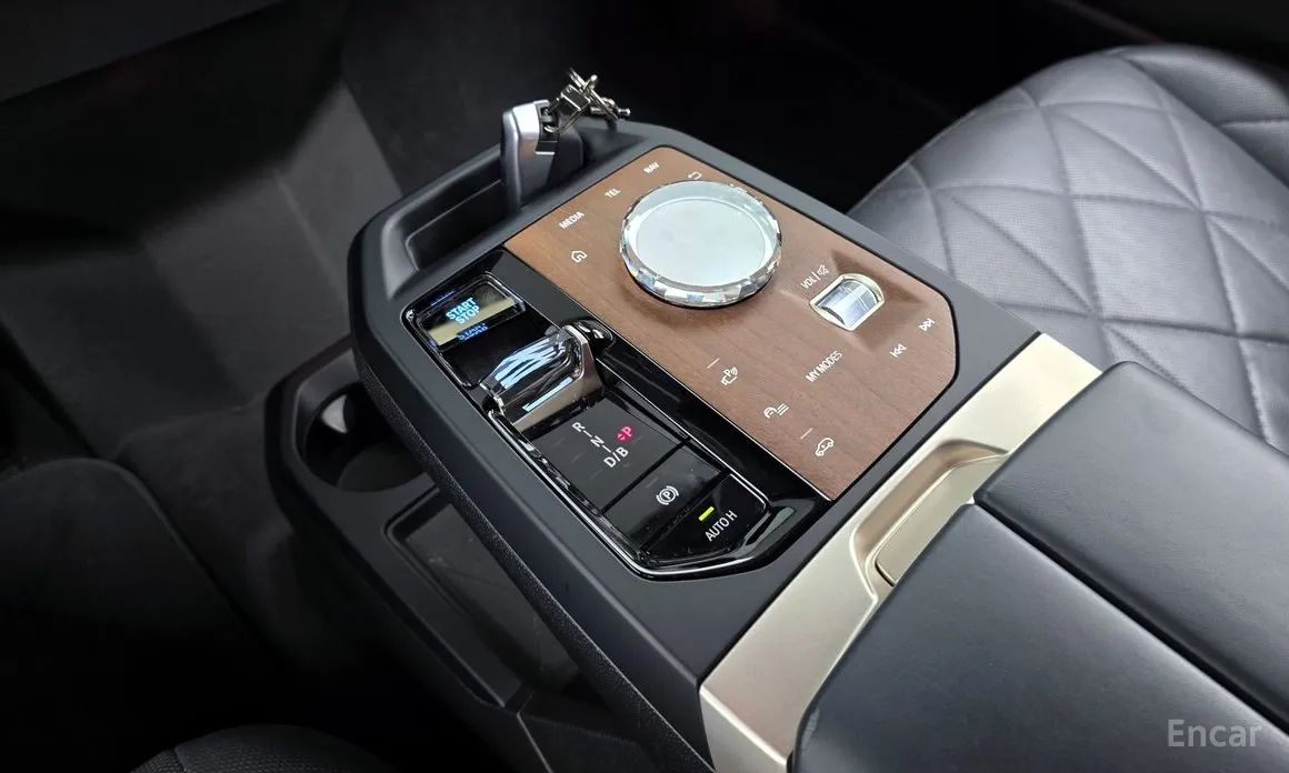 BMW iX 2021 xDrive50 Sports Plus