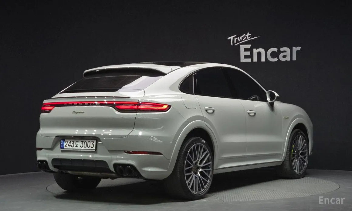 Porsche Cayenne 2019 3.0 E-HYBRID COUPE PLATINUM EDITION