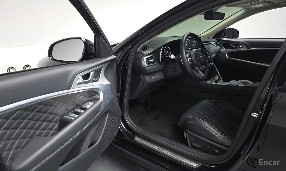 Genesis G70 2020 Gasoline 2.5T 4WD