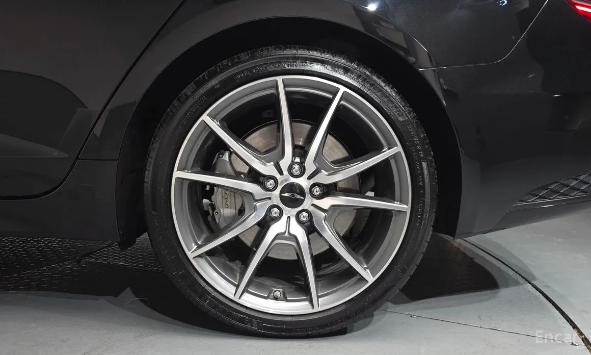 Genesis G70 2020 Gasoline 2.5T 4WD