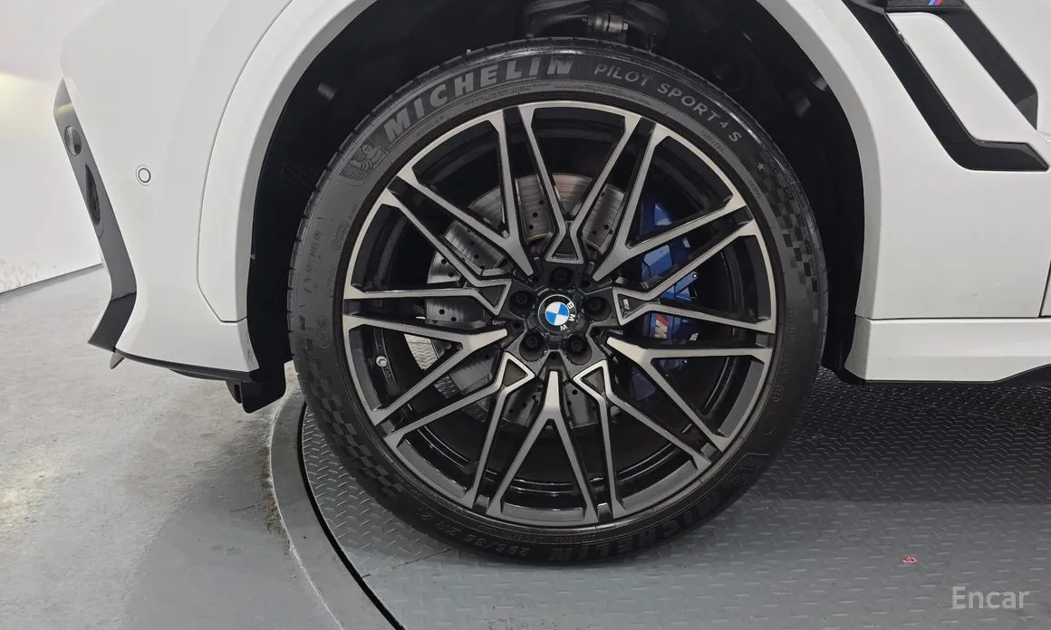 2020 BMW X6 M