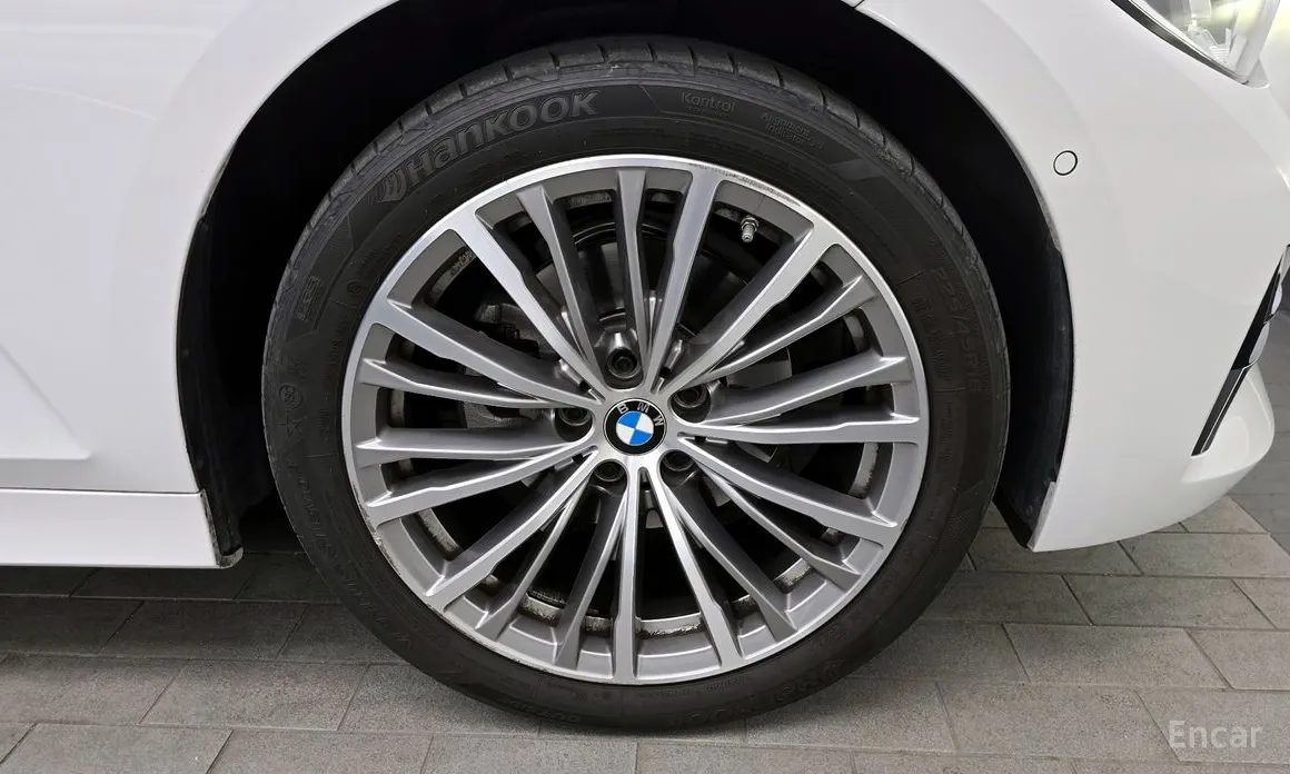 Фото 5 - BMW 3 Series