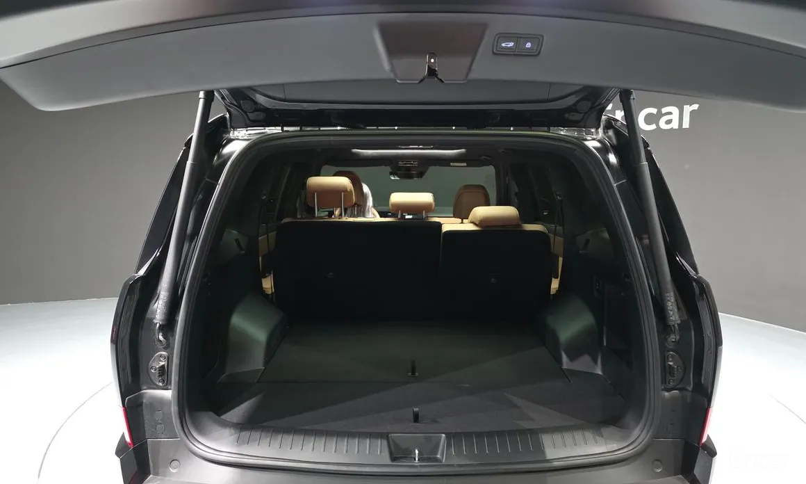 Фото 20 - Hyundai Santa Fe
