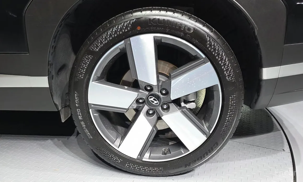 Фото 5 - Hyundai Santa Fe