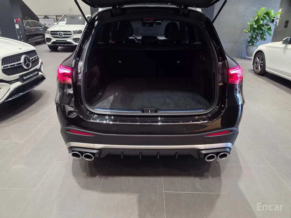 Mercedes-Benz GLC-Class 2023 AMG GLC43 4MATIC
