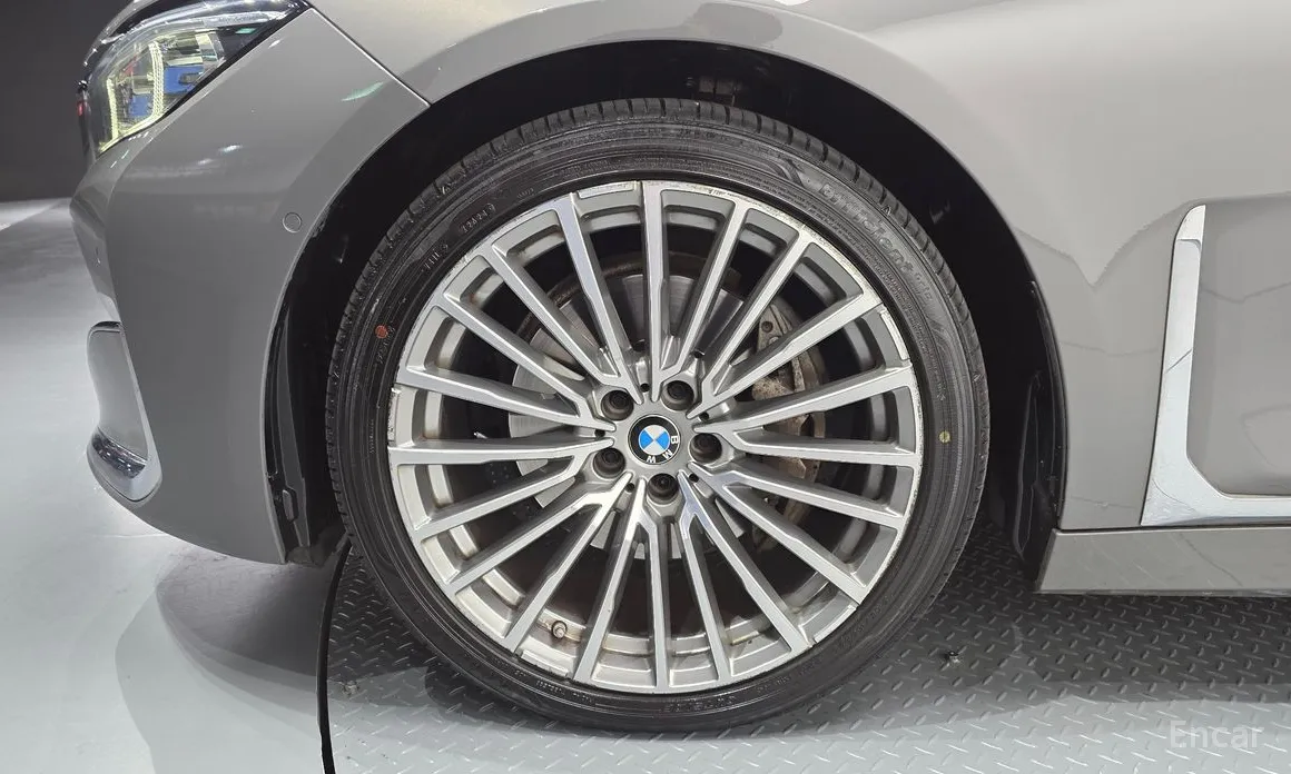 BMW 7 Series 2015 730Ld xDrive Design Pure Excellence