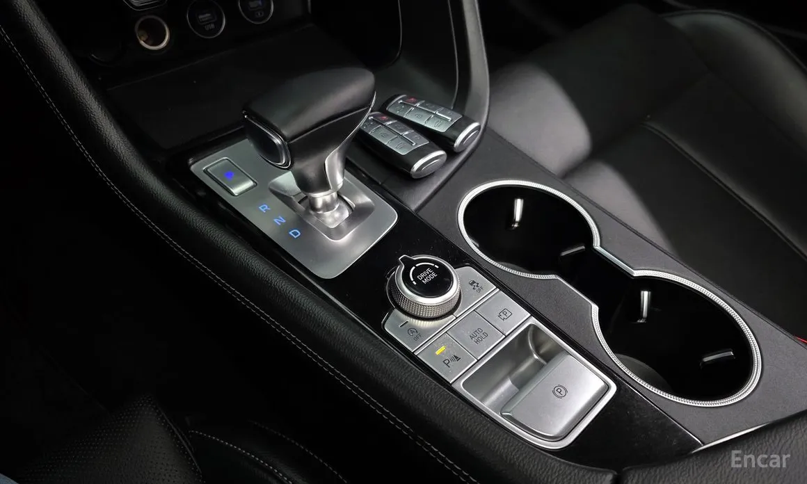 Genesis G70 2020 Gasoline 2.0T 4WD