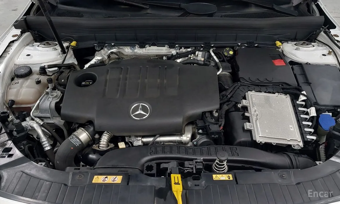 Mercedes-Benz GLB-Class 2020 GLB200 d