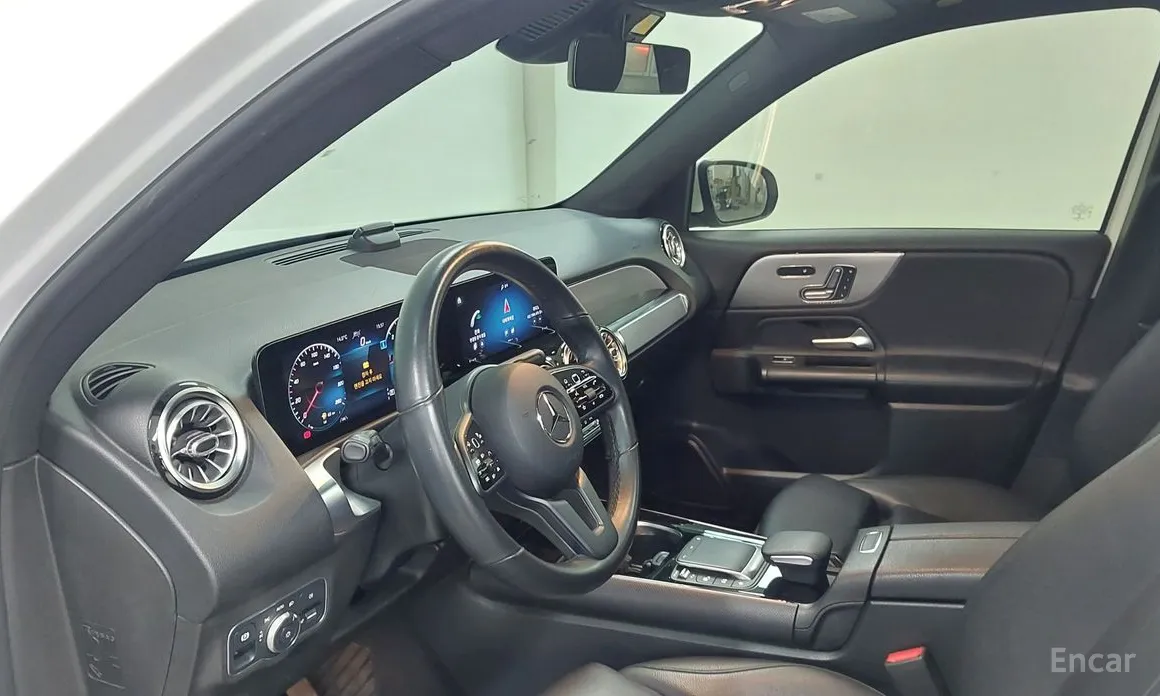 Mercedes-Benz GLB-Class 2020 GLB200 d