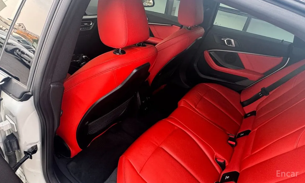BMW 2 Series 2020 220i M Sports