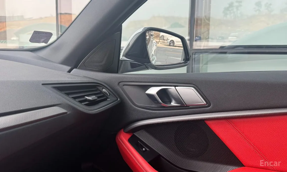 BMW 2 Series 2020 220i M Sports