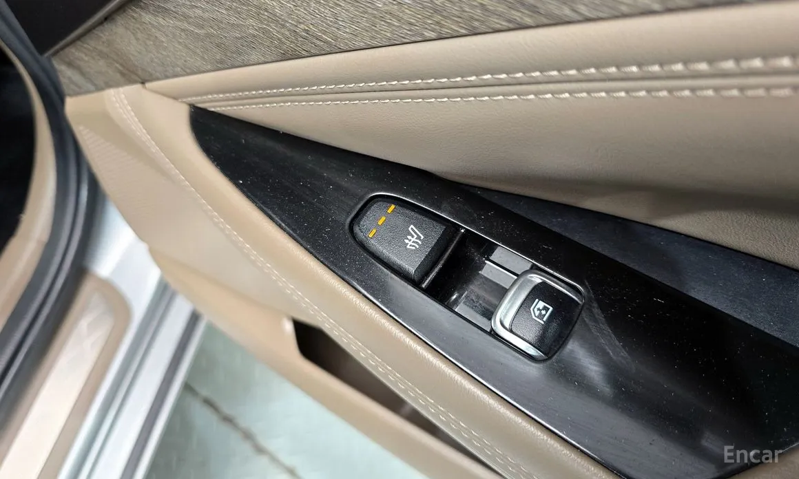 Photo 19 - Kia K8