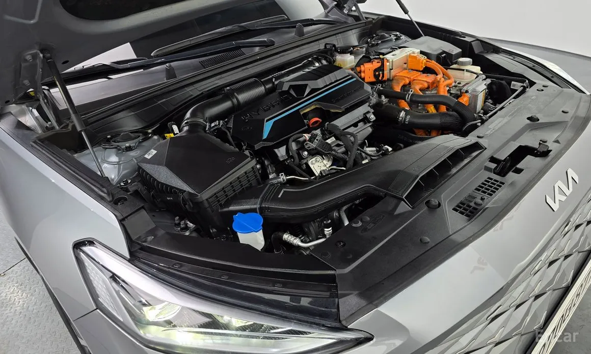 Photo 6 - Kia K8