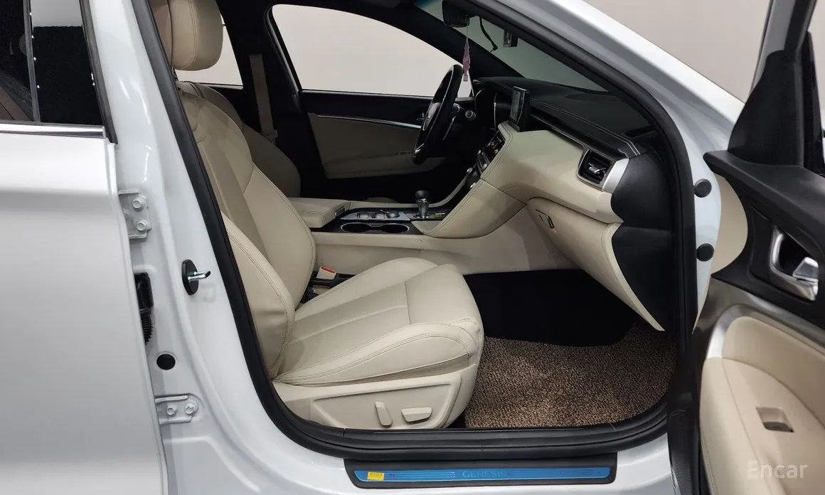 Genesis G70 2020 Gasoline 2.5T 2WD