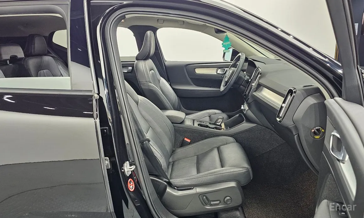 Volvo XC40 2018 B4 Momentum