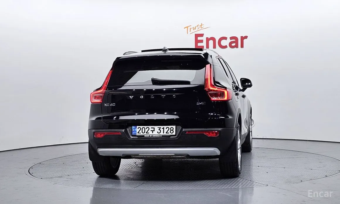 Volvo XC40 2018 B4 Momentum