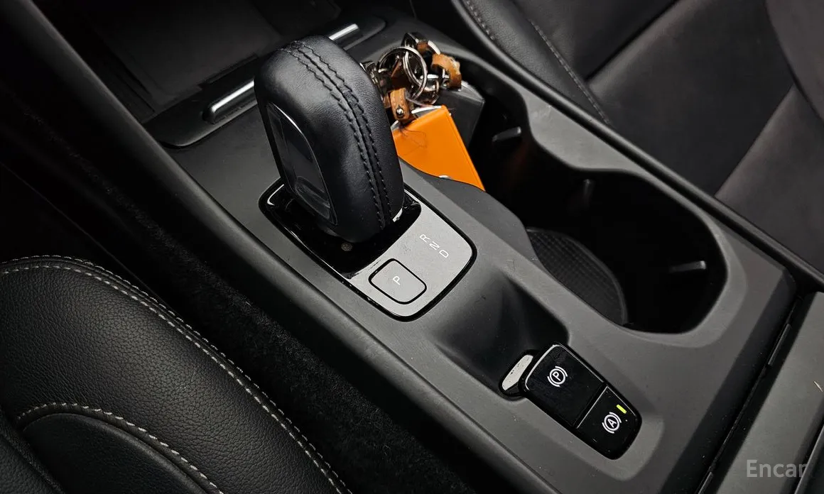 Volvo XC40 2018 B4 Momentum