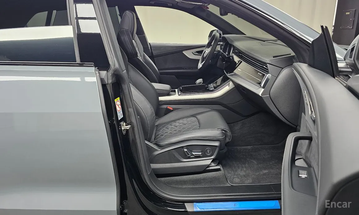 Audi Q8 2018 55 TFSI Quattro Premium