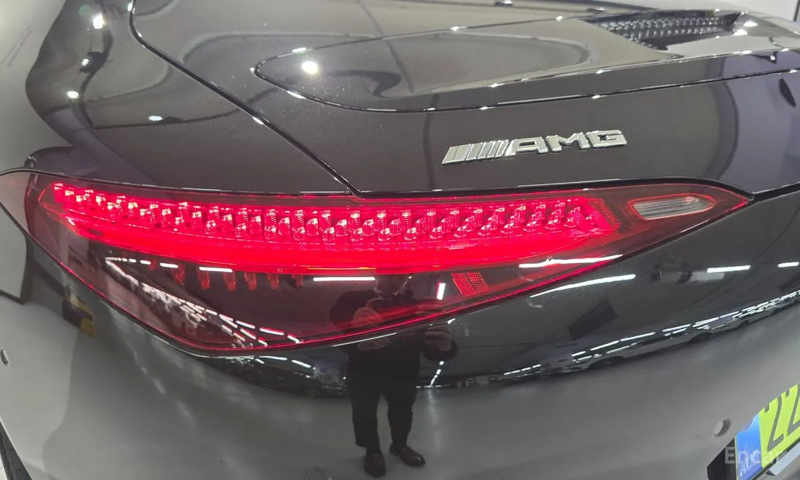 Mercedes-Benz SL-Class 2023 AMG SL43