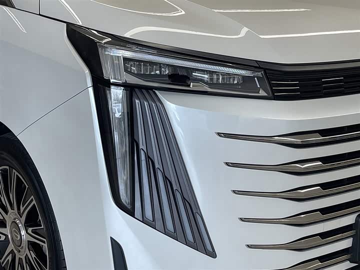 GAC Trumpchi E9 2025 2025款 E9 超级快充 尊享