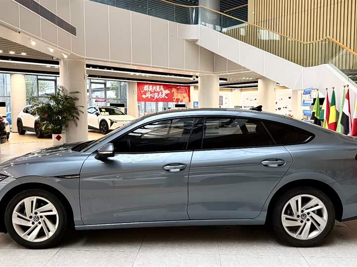 Volkswagen Lamando L 2022 2022款 凌渡L 280TSI DSG炫辣版