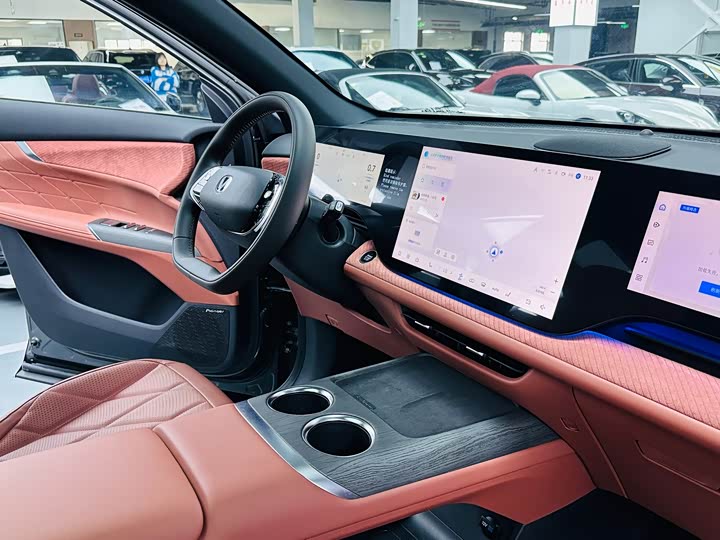 Changan CS75 Plus 2025 2025款 第四代 1.5T 新蓝鲸 智慧旗舰型