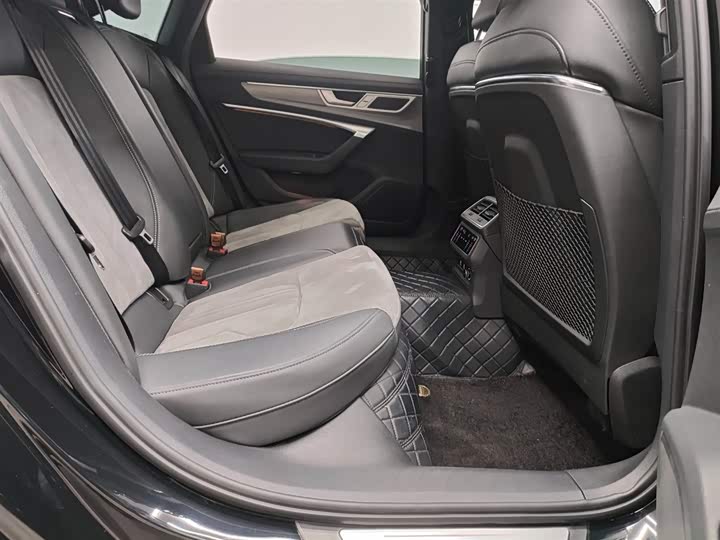Zdjęcie 7 - Audi A6L