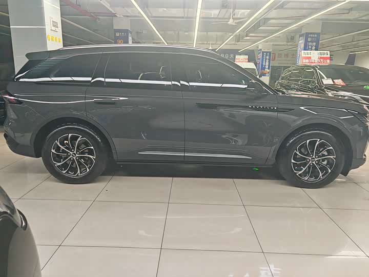 Lincoln Nautilus 2025 2025款 2.0T 四驱尊享版