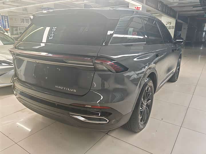 Lincoln Nautilus 2025 2025款 2.0T 四驱尊享版