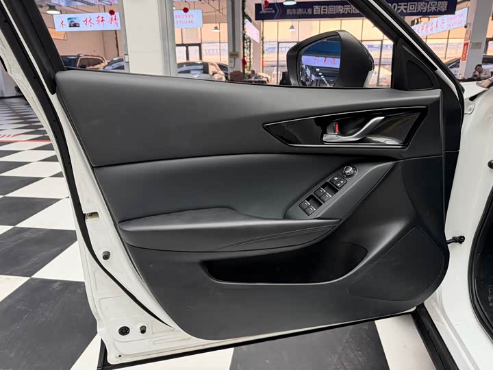 Mazda CX-4 2021 2021款 2.0L 自动两驱蓝天探索版