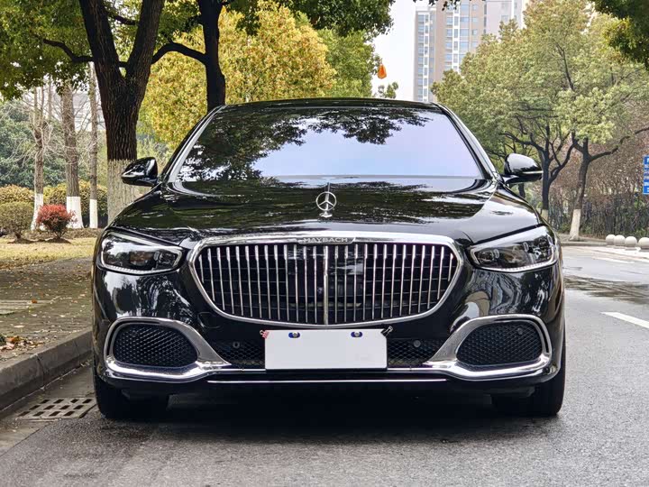 Фото 2 - Mercedes-Benz Maybach S-Class