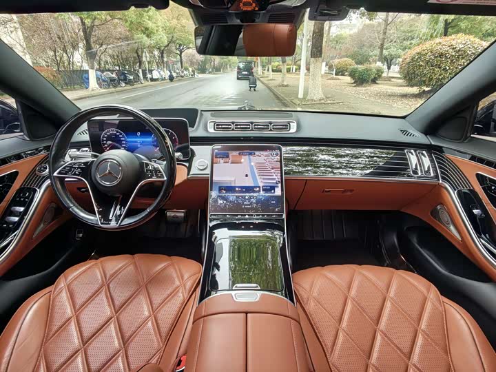 Фото 6 - Mercedes-Benz Maybach S-Class