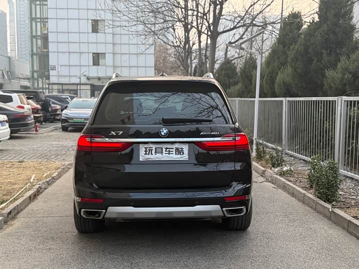 Фото 5 - BMW X7