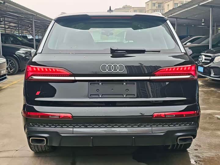 Audi Q7 2025 2025款 55 TFSI quattro S line运动型
