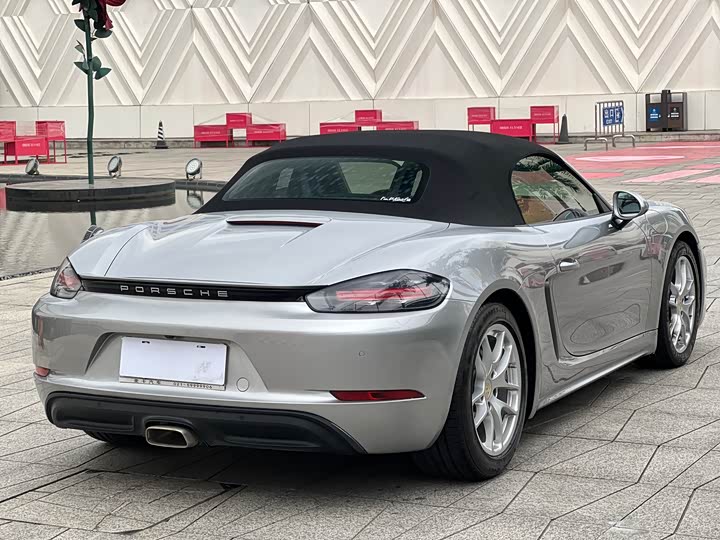 Zdjęcie 6 - Porsche 718