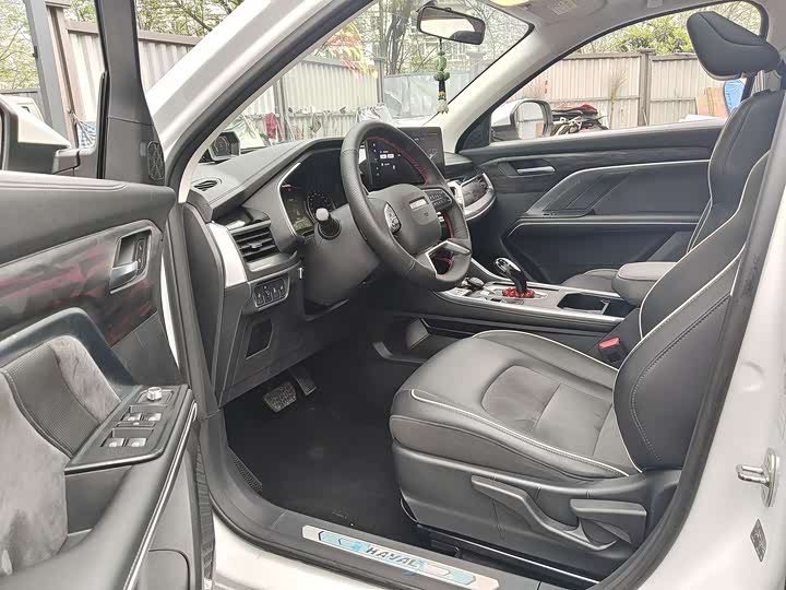 Zdjęcie 9 - Haval H6