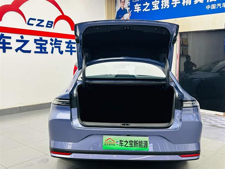 Photo 9 - Nissan N6