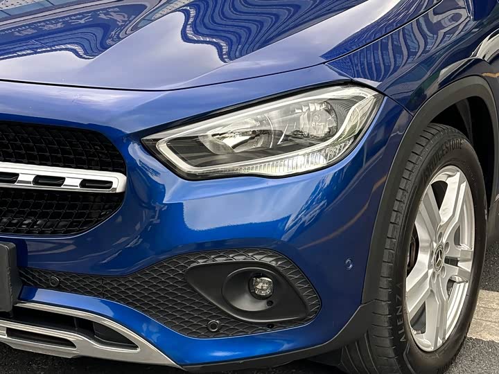 Фото 6 - Mercedes-Benz GLA-Class
