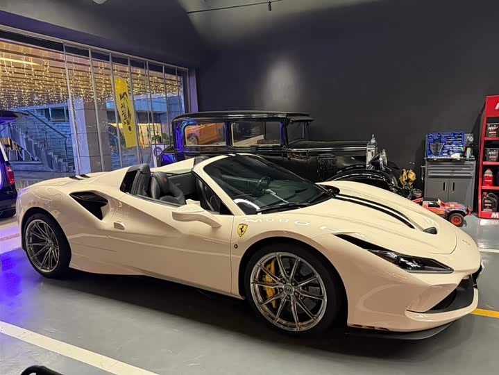 Ferrari F8 2020 2020款 Spider 3.9T V8