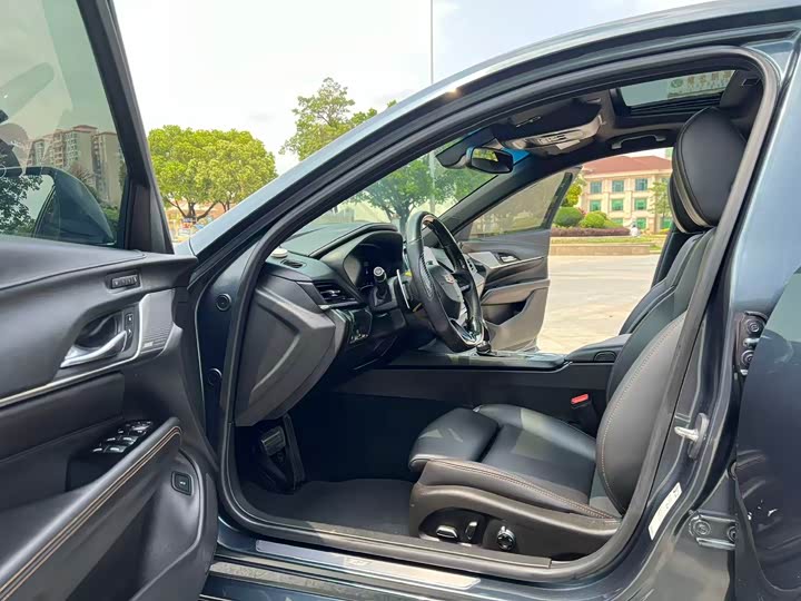 Cadillac CT4 2021 2021款 28T 尊贵型