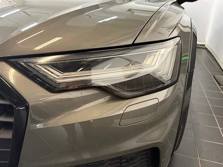 Audi A6 2022 2022款 allroad quattro 探索家 55 TFSI 尊享越野型