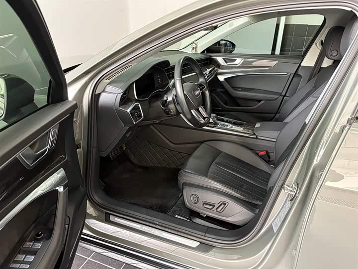 Audi A6 2022 2022款 allroad quattro 探索家 55 TFSI 尊享越野型